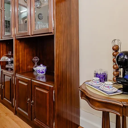 Yachting Bay Vintage Apartment *
